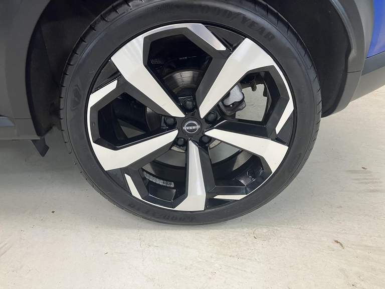 Nissan Nissan