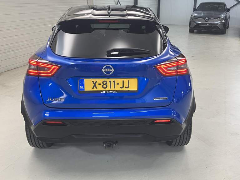 Nissan Nissan