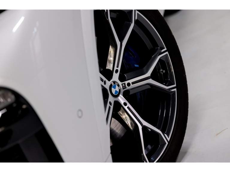 BMW BMW