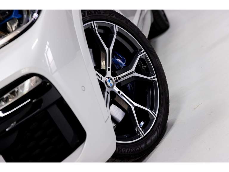 BMW BMW