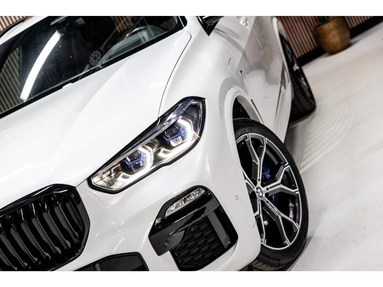 BMW BMW