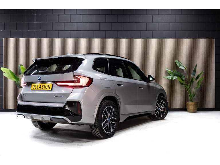 BMW BMW