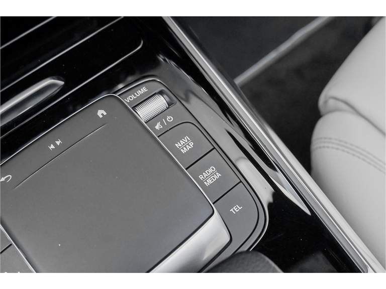 Mercedes-Benz Mercedes-Benz