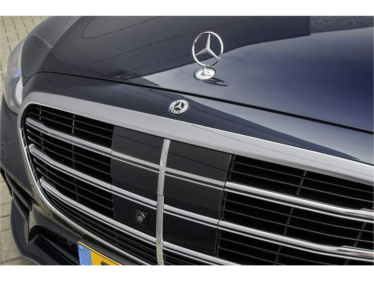 Mercedes-Benz Mercedes-Benz