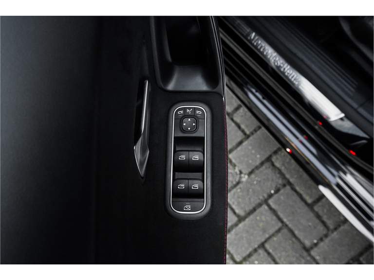 Mercedes-Benz Mercedes-Benz