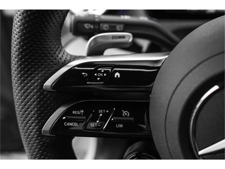 Mercedes-Benz Mercedes-Benz