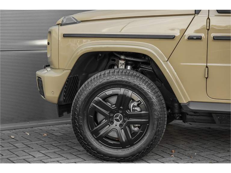 Mercedes-Benz Mercedes-Benz