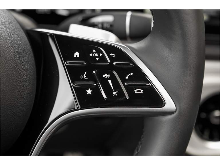 Mercedes-Benz Mercedes-Benz