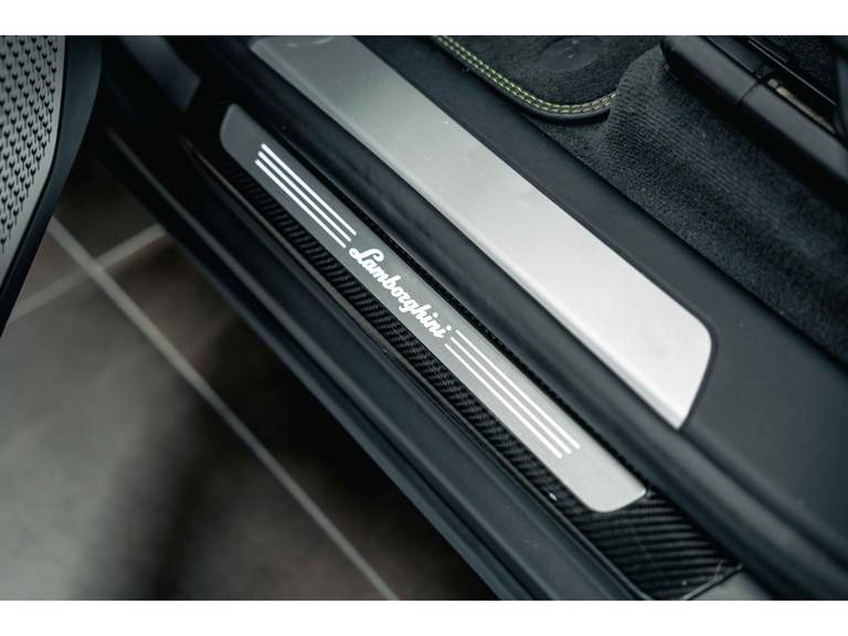 Lamborghini Lamborghini