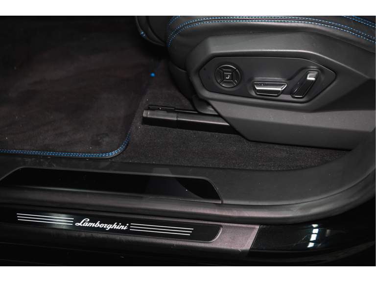 Lamborghini Lamborghini
