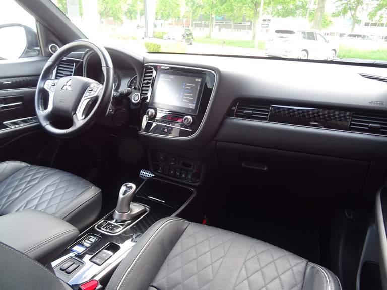 Mitsubishi Mitsubishi