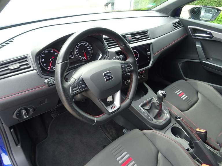 SEAT SEAT