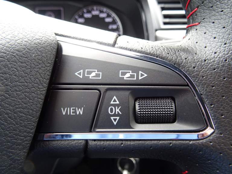 SEAT SEAT