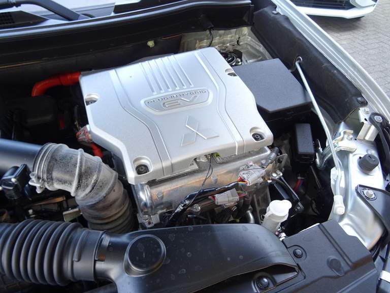 Mitsubishi Mitsubishi