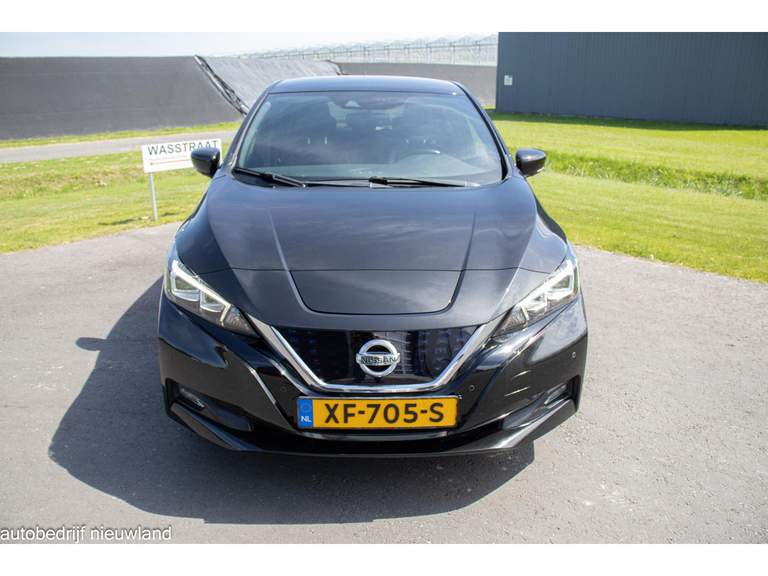 Nissan Nissan