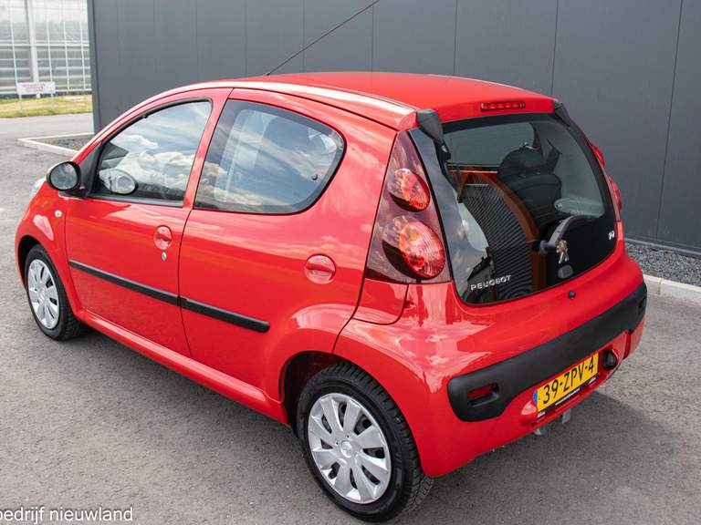Peugeot