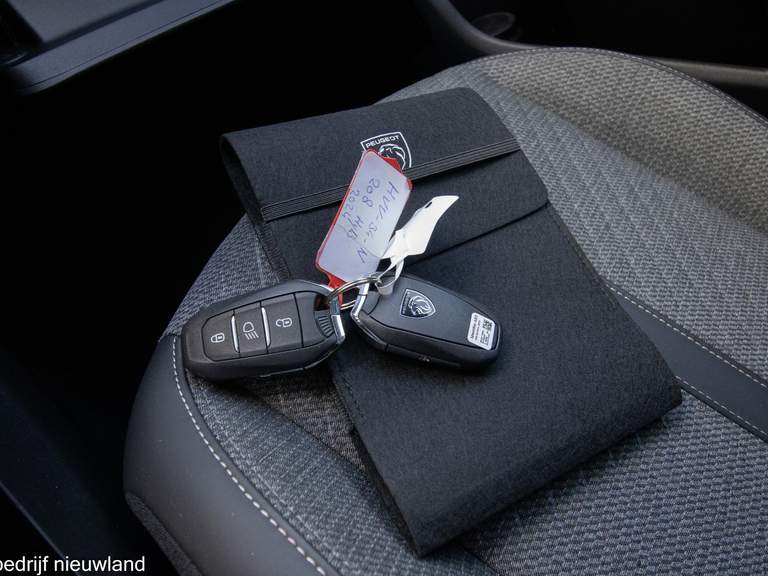 Peugeot Peugeot