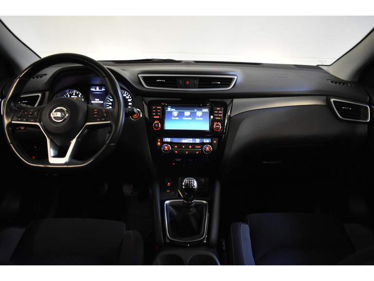 Nissan Nissan