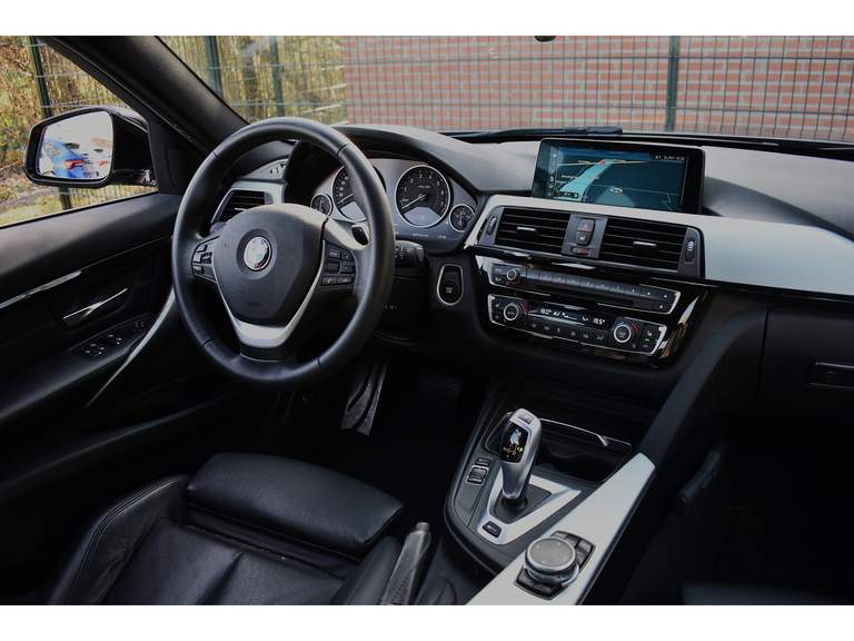 BMW BMW