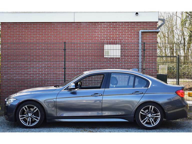 BMW BMW
