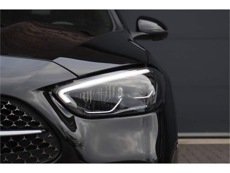 Mercedes-Benz Mercedes-Benz
