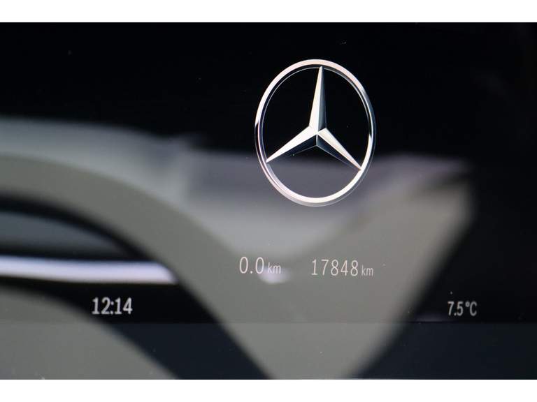 Mercedes-Benz Mercedes-Benz