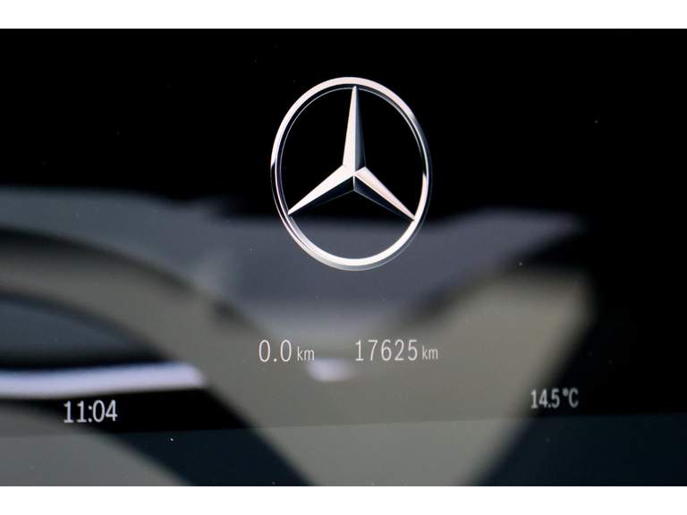 Mercedes-Benz Mercedes-Benz