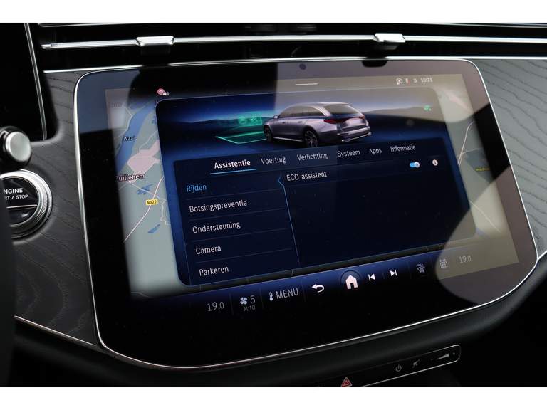 Mercedes-Benz Mercedes-Benz