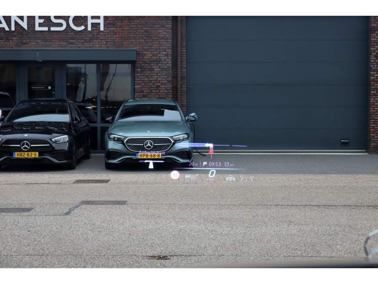 Mercedes-Benz Mercedes-Benz