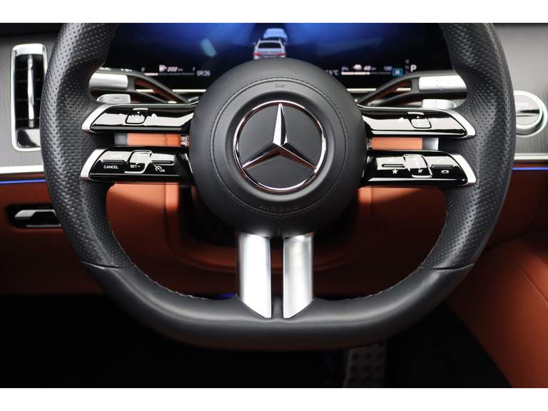Mercedes-Benz Mercedes-Benz