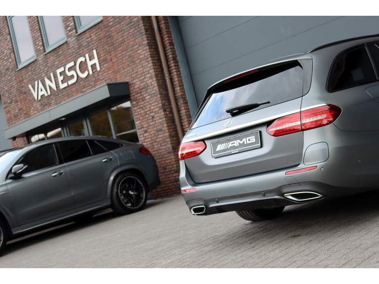 Mercedes-Benz Mercedes-Benz