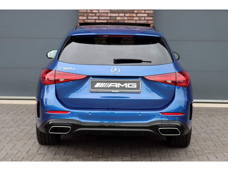 Mercedes-Benz Mercedes-Benz