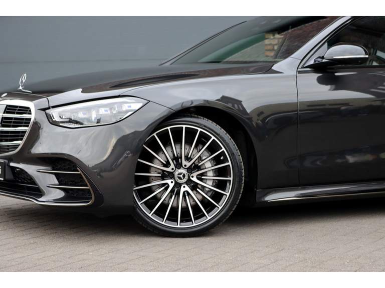 Mercedes-Benz Mercedes-Benz