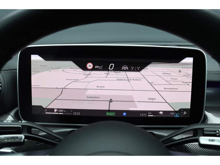 Mercedes-Benz Mercedes-Benz