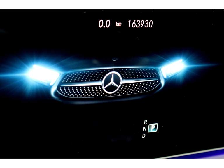 Mercedes-Benz Mercedes-Benz