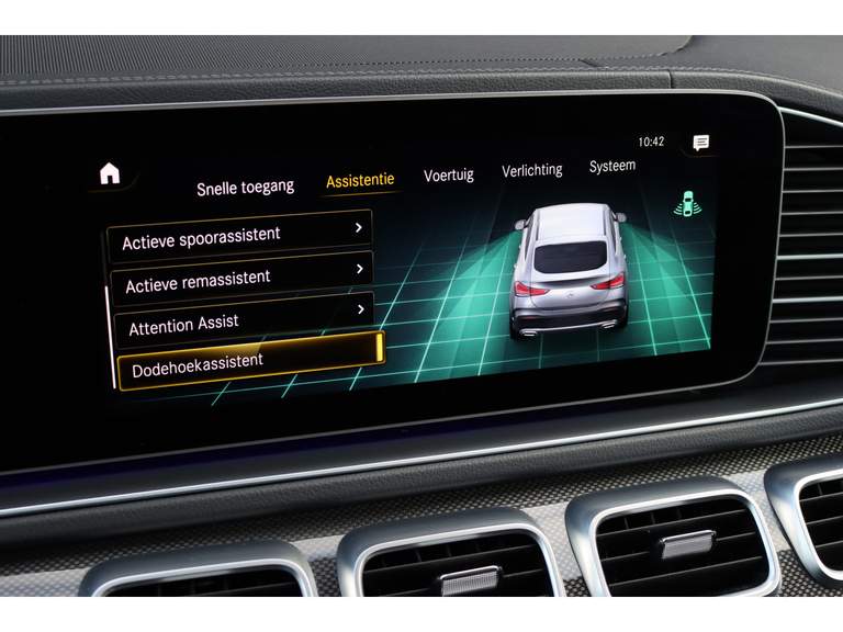 Mercedes-Benz Mercedes-Benz