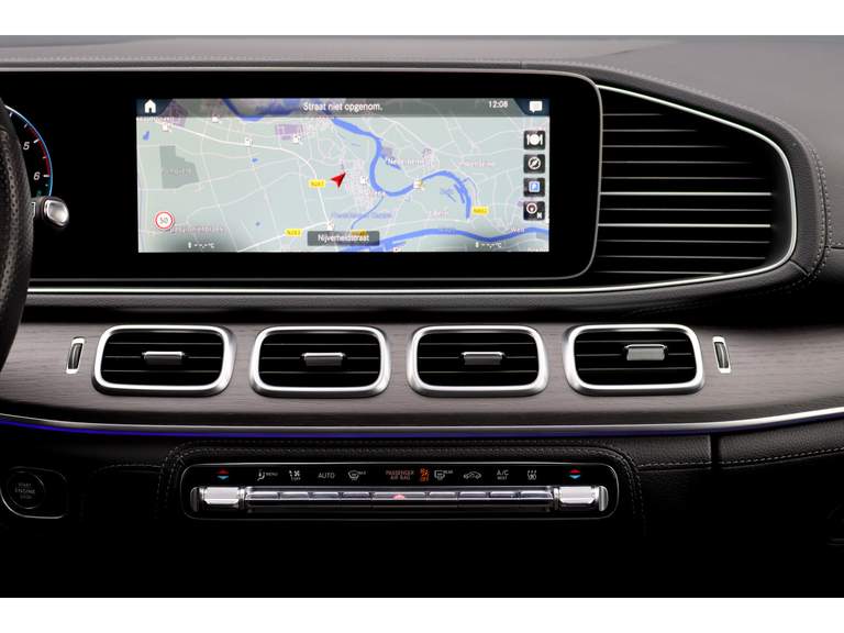 Mercedes-Benz Mercedes-Benz