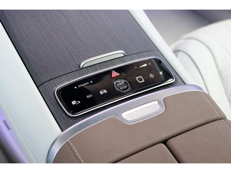 Mercedes-Benz Mercedes-Benz