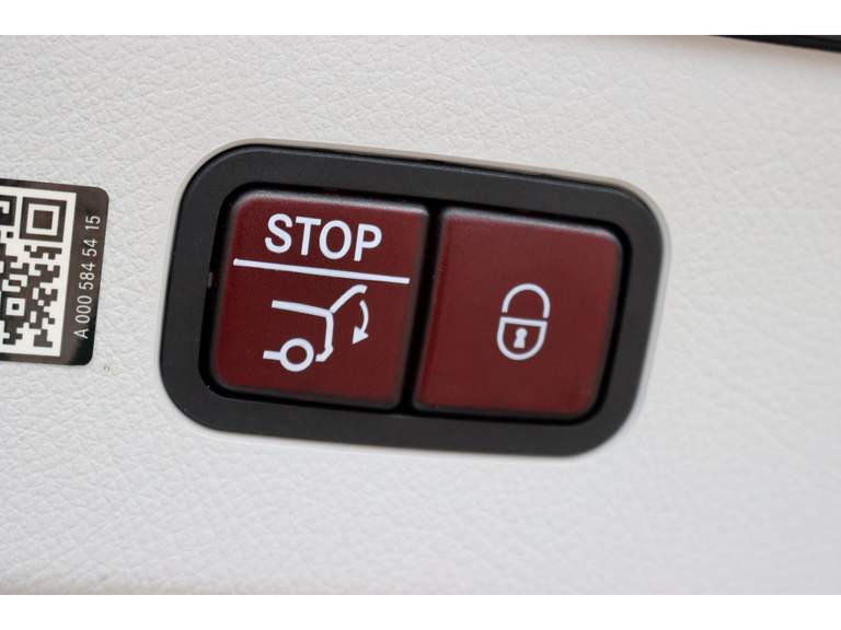 Mercedes-Benz Mercedes-Benz