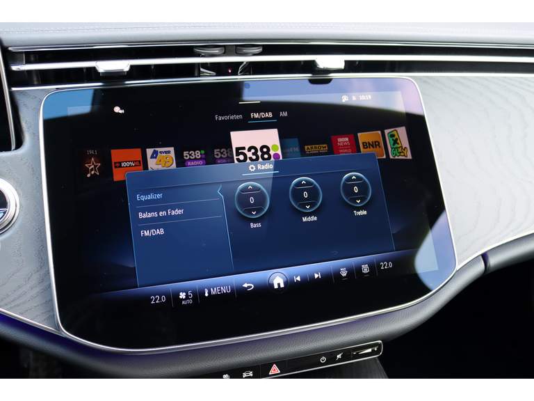 Mercedes-Benz Mercedes-Benz