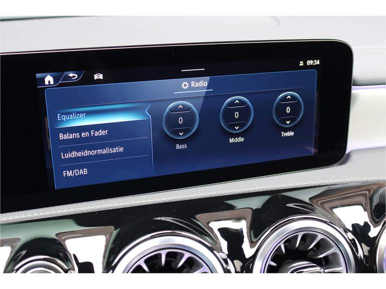 Mercedes-Benz Mercedes-Benz