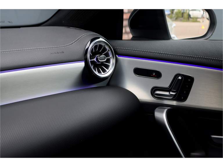 Mercedes-Benz Mercedes-Benz