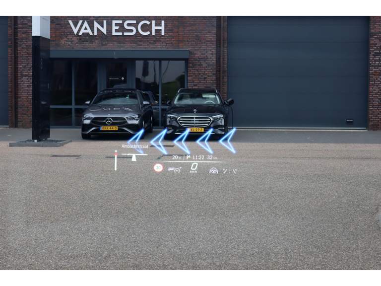 Mercedes-Benz Mercedes-Benz