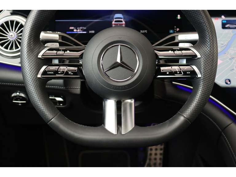Mercedes-Benz Mercedes-Benz