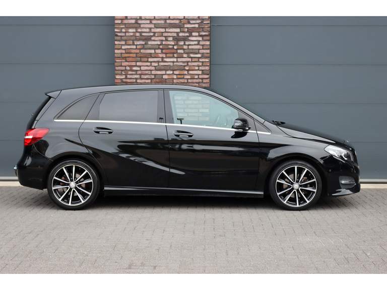 Mercedes-Benz Mercedes-Benz