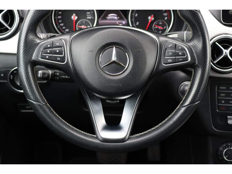 Mercedes-Benz Mercedes-Benz