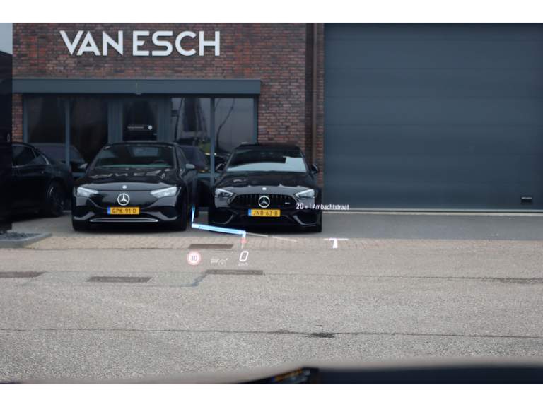 Mercedes-Benz Mercedes-Benz