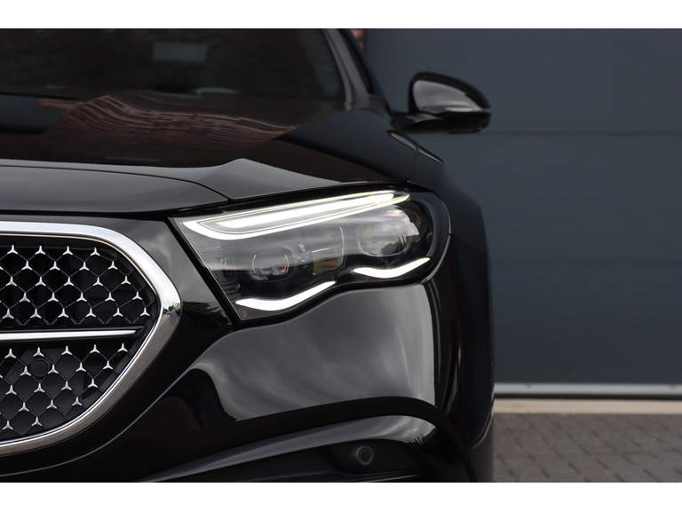 Mercedes-Benz Mercedes-Benz
