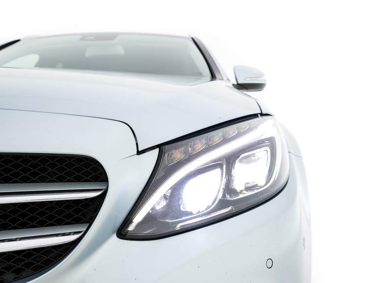 Mercedes-Benz Mercedes-Benz