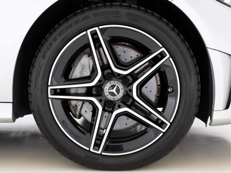 Mercedes-Benz Mercedes-Benz